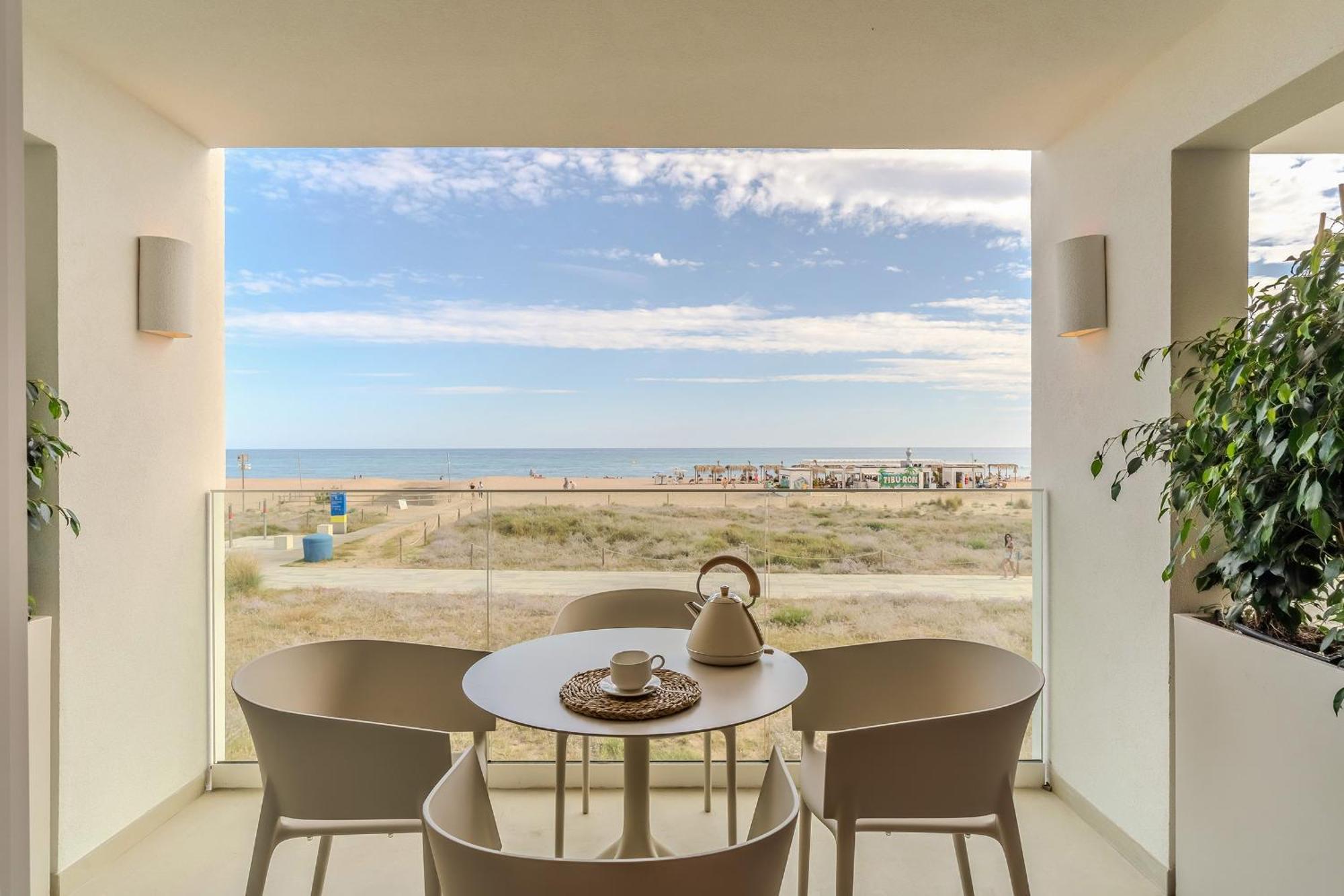 Apartamentos Azul Castelldefels Zewnętrze zdjęcie