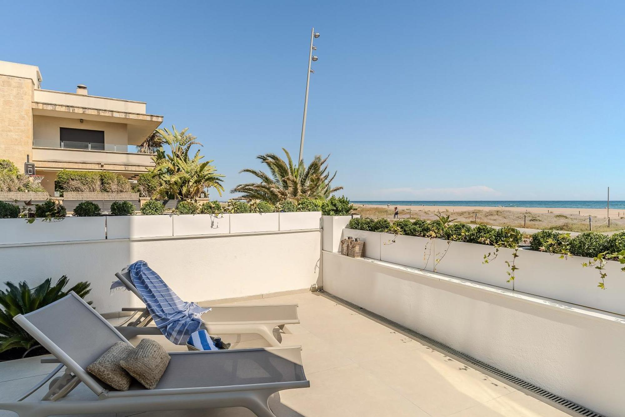 Apartamentos Azul Castelldefels Zewnętrze zdjęcie